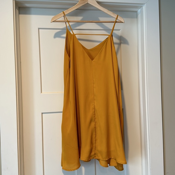 Slip dress (boutique) - Picture 2 of 2